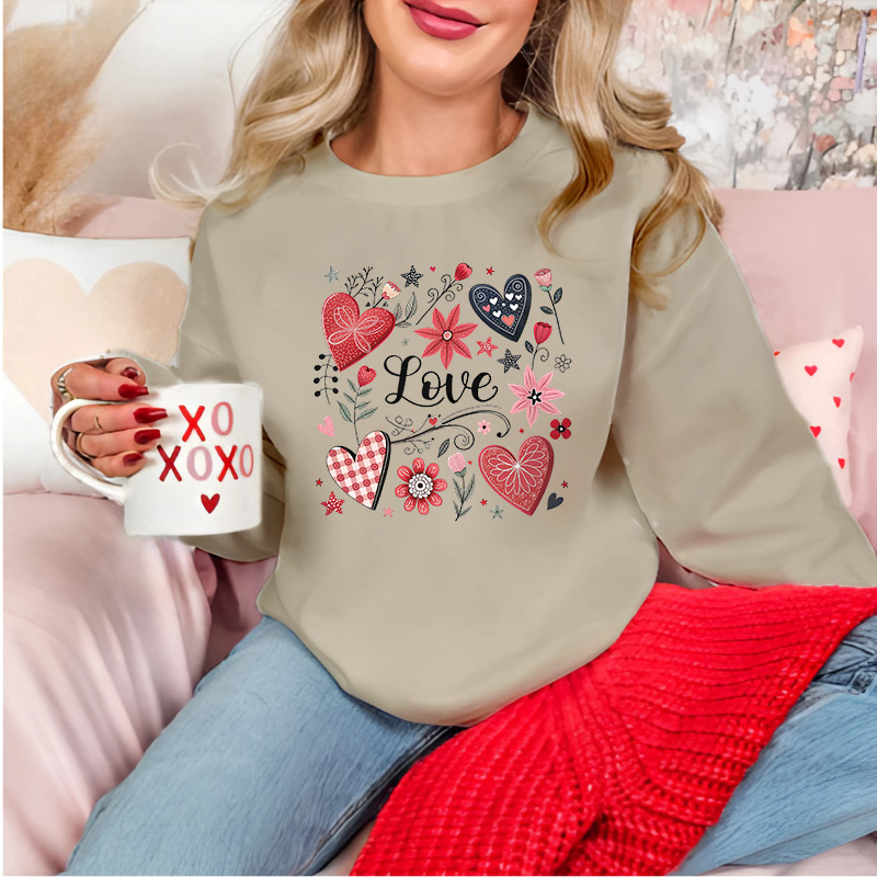 Retro LOVE Hearts And Flower Boquete | Women Valentine Sweatshirt