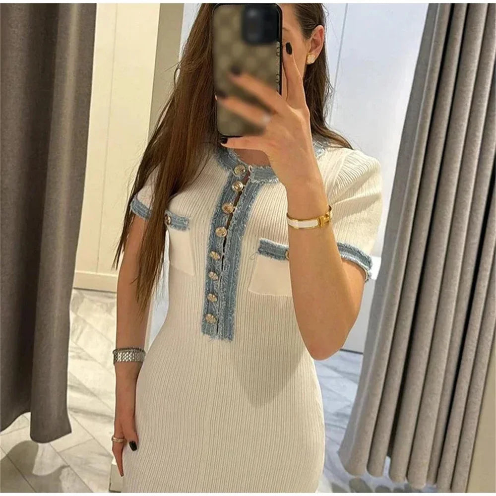 Chic Knit Maxi Dress With O Neck And Button Detailing