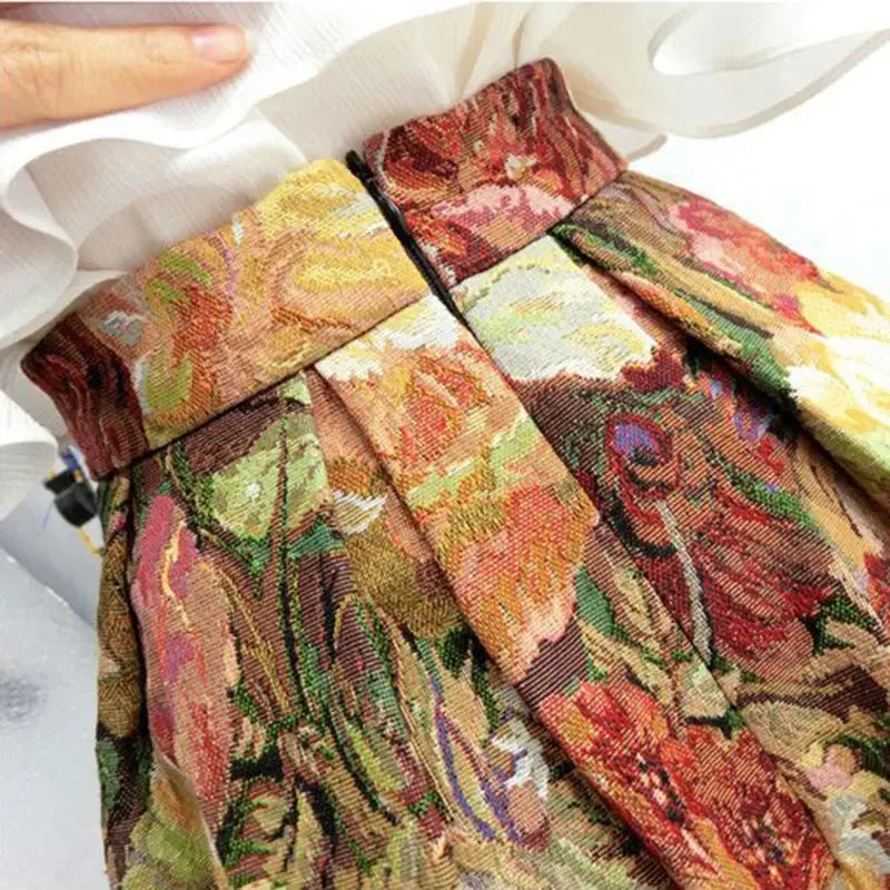 French Floral Jacquard Skirt – Chic Knee-Length Design