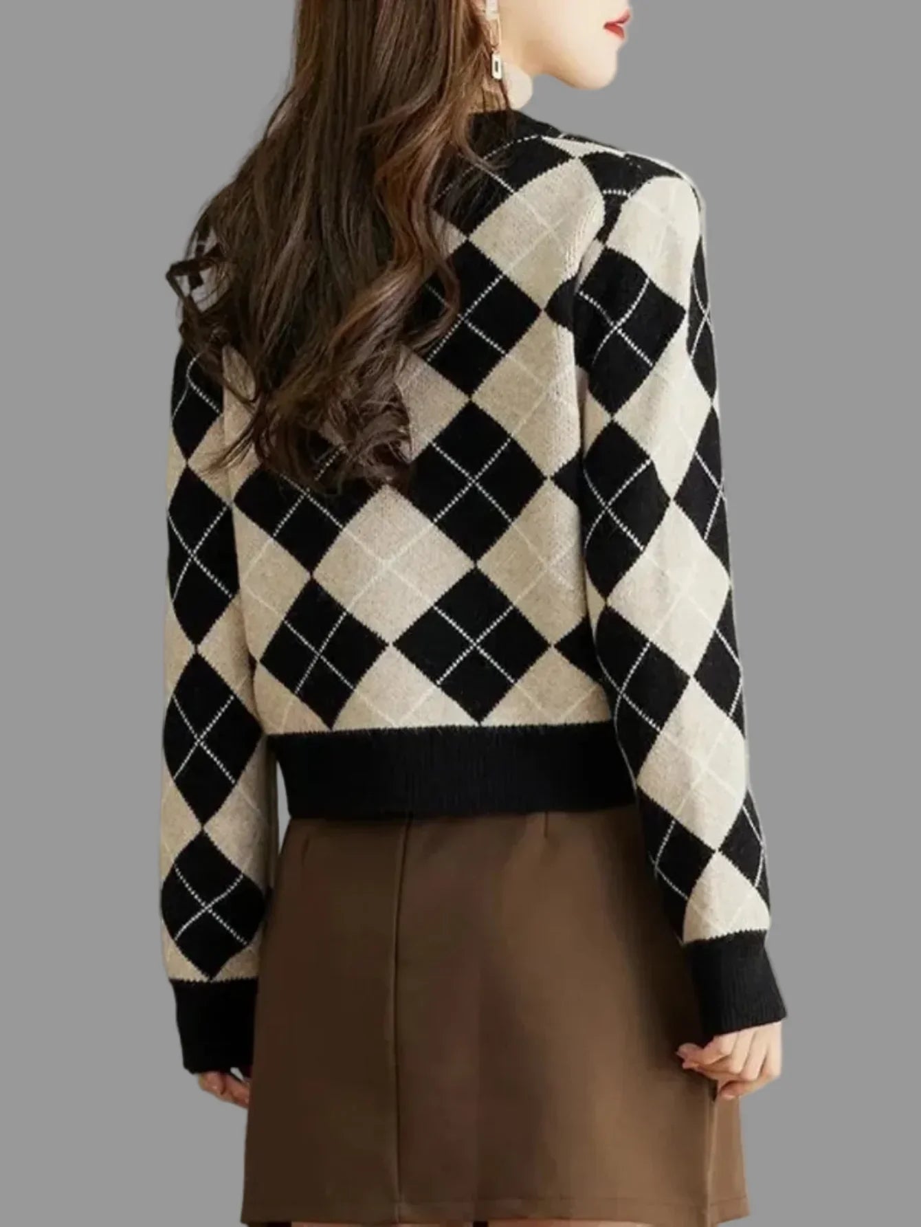 Elegant Knit Cardigan For Winter And Autumn