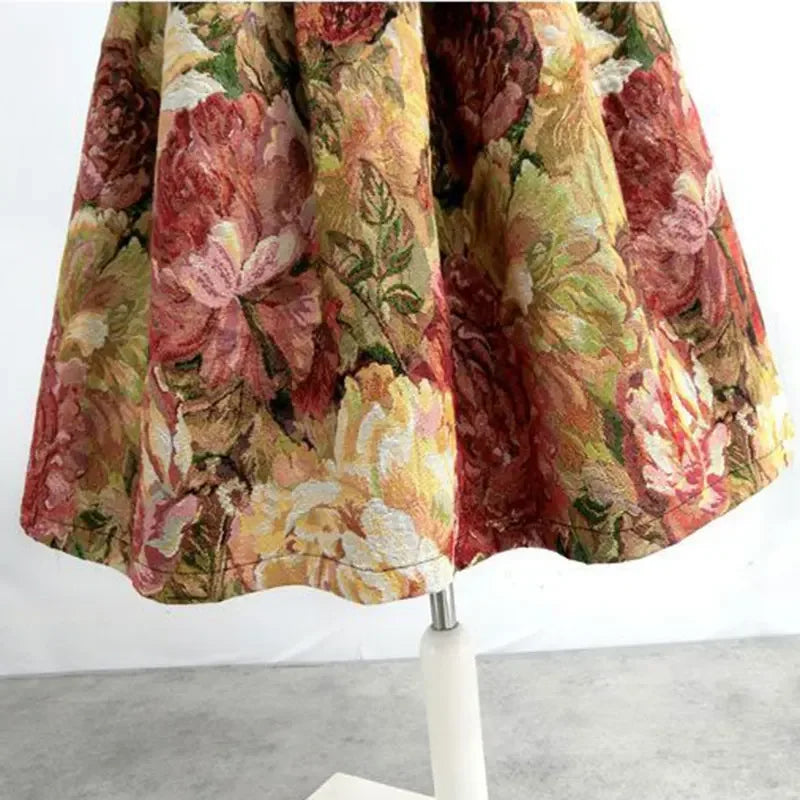 French Floral Jacquard Skirt – Chic Knee-Length Design