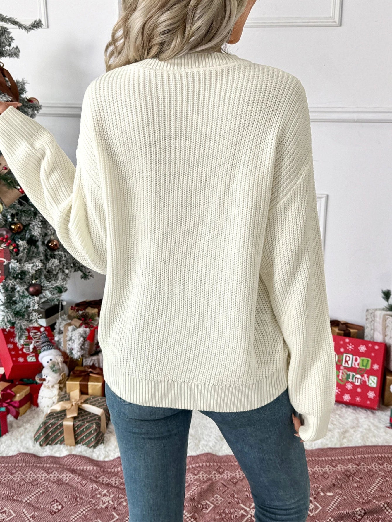 Christmas Bow Applique Pullover Sweater