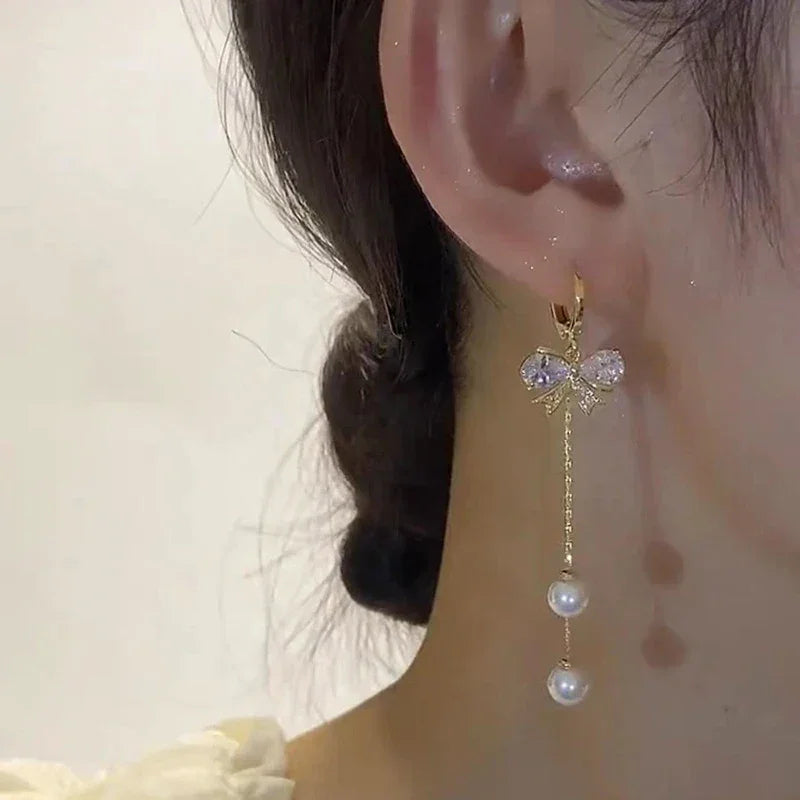 Rhinestone Bow Pendant Earrings With Pearl Tassel Gold Tone